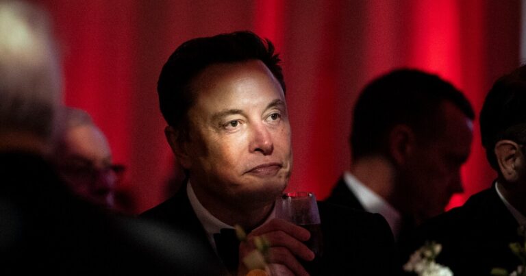 3 publicaciones de X muestran una nueva dinámica de poder entre Elon Musk y Jeff Bezos