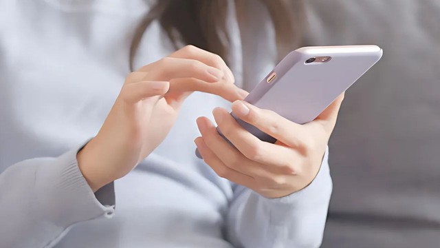 Proponen que los celulares tengan etiquetas que adviertan sobre el uso excesivo