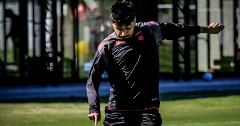 Boca se queda con una de las figuras de la Liga Profesional: Williams Alarcón, otro refuerzo