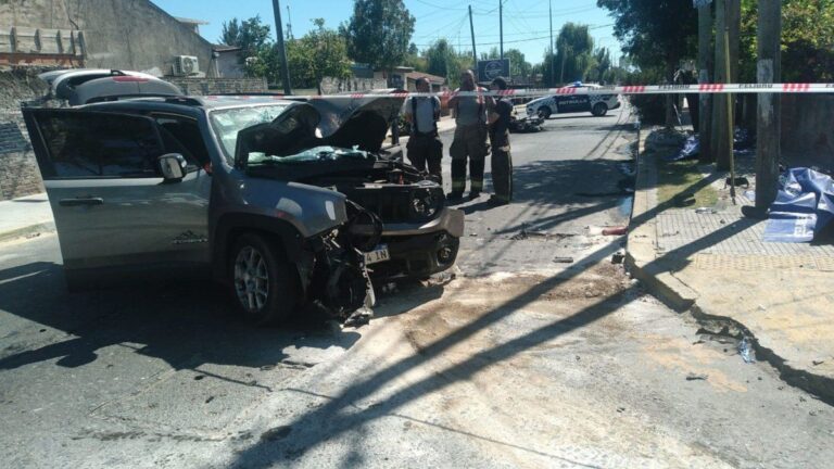 Trágico accidente en Quilmes: murieron dos policías en una persecución