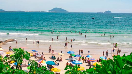 Cómo conviene pagar los gastos de vacaciones en Brasil