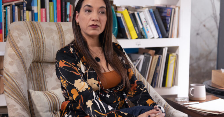 Quién es Lorena Vega, la psicóloga de Griselda Siciliani en Envidiosa, que está en boca de todos