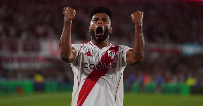 Borja, del fierrazo para el 1-0 al penal errado ante Lanús que no le cedió a sus compañeros