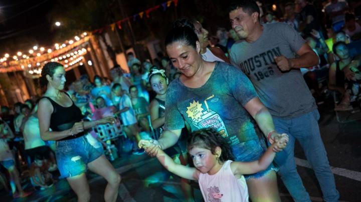 La cumbia santafesina hizo bailar a más de 3500 personas