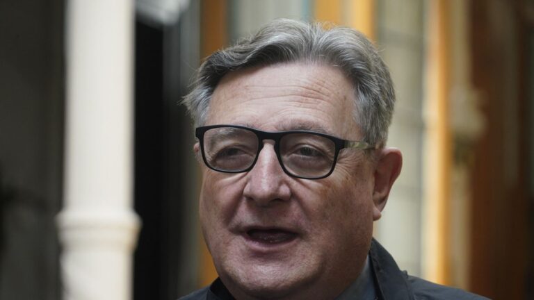 El arzobispo Martin: «La muerte de Francisco es un gran dolor para toda la Iglesia»