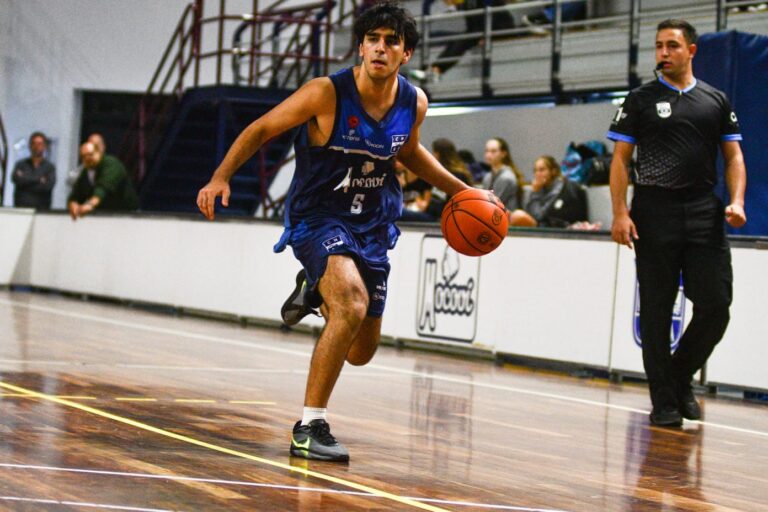 Náutico perdió en Marcos Juárez y este martes juegan los otros cuatro rosarinos de Federal