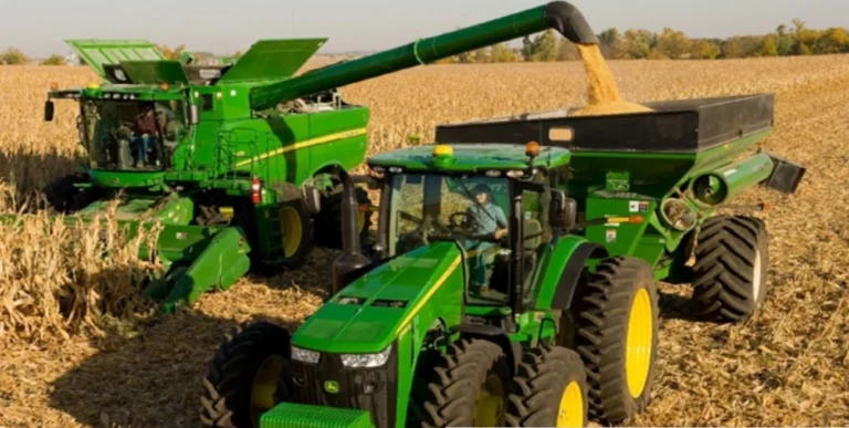 Maquinaria agrícola usada: Milei abrió la importación y explotó el campo de Santa Fe