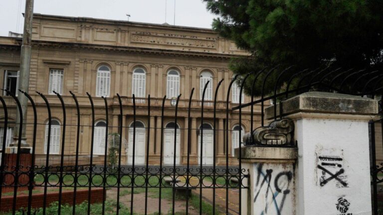 Jueves y viernes con las escuelas y los bancos cerrados en la provincia de Santa Fe