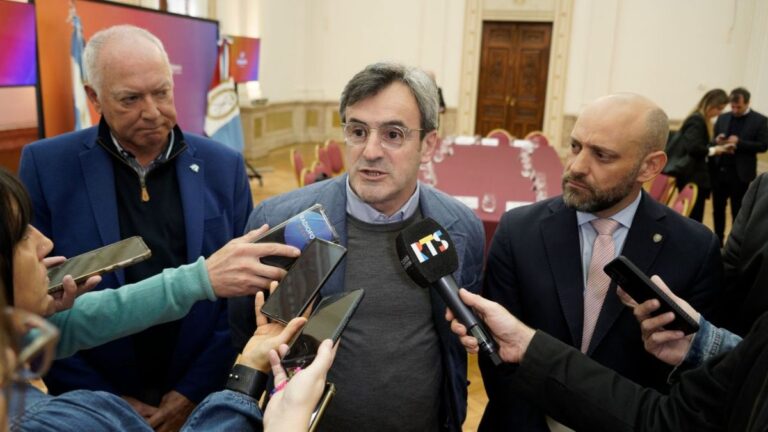 El presidente de la UIA reclamó «un nuevo contrato productivo»