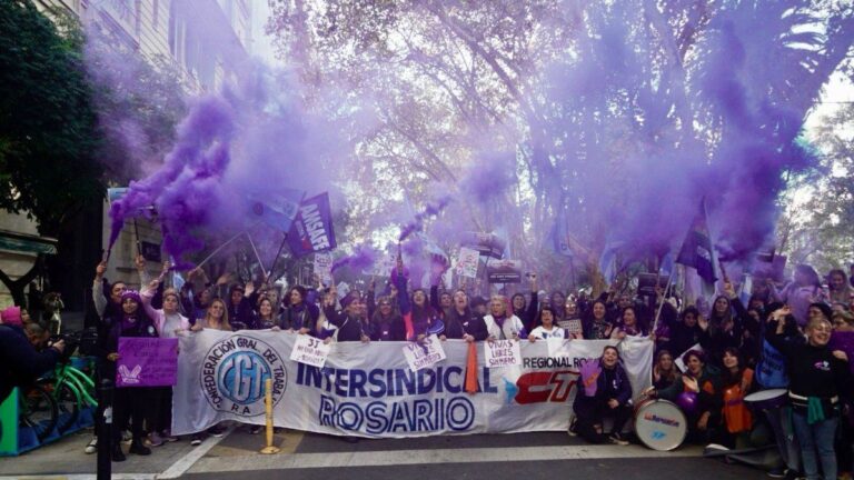 Como desde hace diez años, Rosario otra vez salió a la calle para exigir «ni una menos»