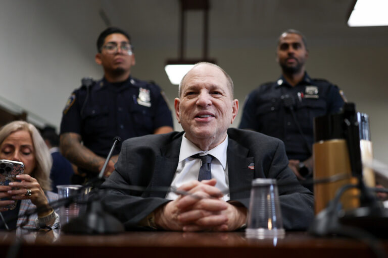 El jurado comienza a deliberar en el caso Weinstein por delitos sexuales en Nueva York