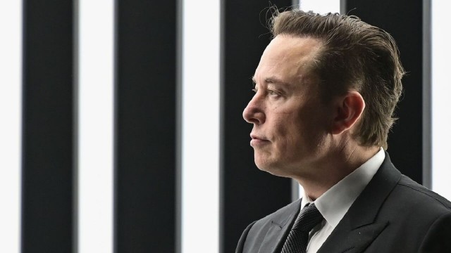 Elon Musk predijo las dos profesiones muy comunes que la IA reemplazará primero