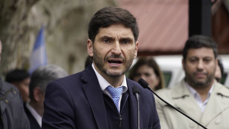 En redes sociales, Pullaro respaldó la condena a prisión de Cristina Kirchner
