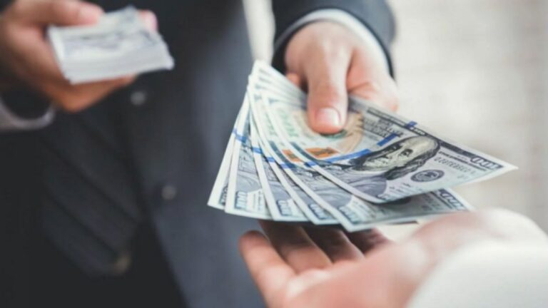 El dólar oficial y los financieros rebotaron este miércoles, pero el blue en Rosario ni parpadeó