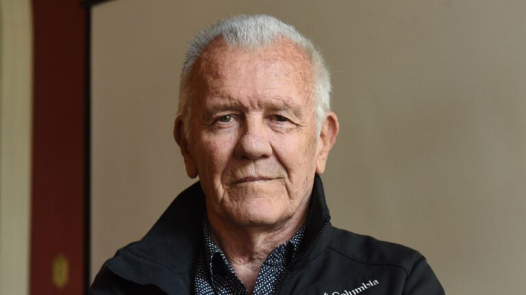 Un ícono del fútbol rosarino atraviesa un delicado estado de salud