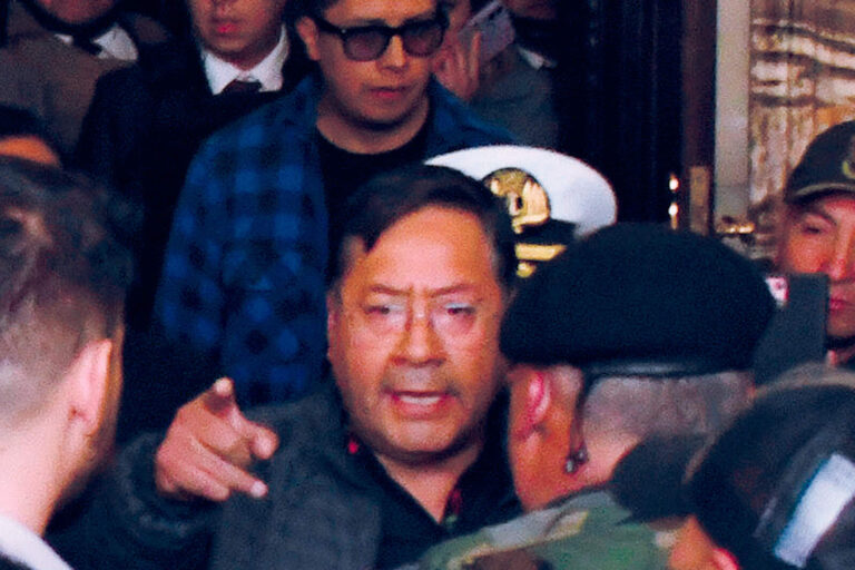 El Gobierno gastó recursos públicos en otro documental: Una farsa para victimizarse