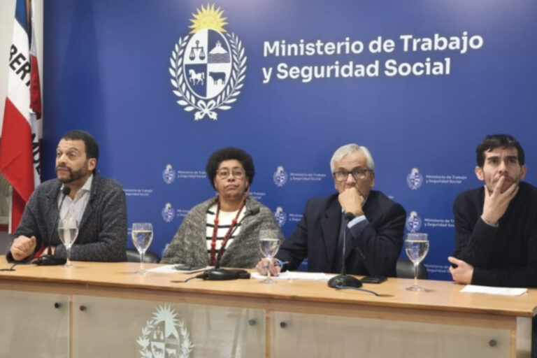 Delirio sin precedentes: Tania Ramírez exige al
gobierno Presupuesto Antirracista
