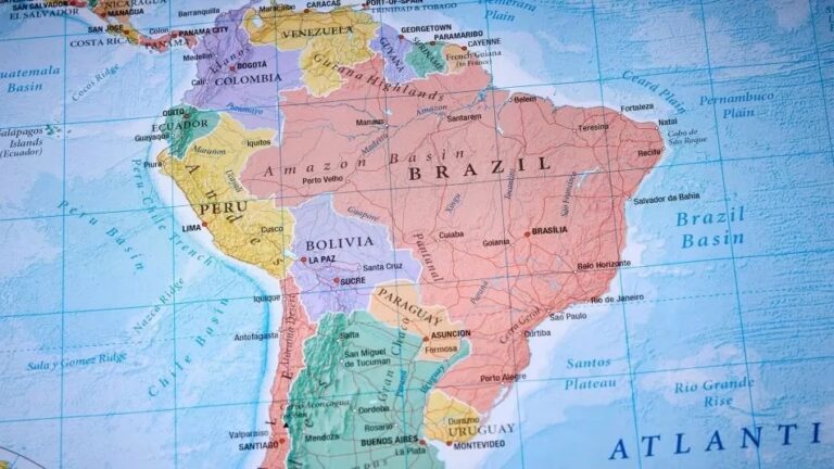 Destronó a Argentina: cuál es el país de América Latina que tiene el mejor sistema educativo de la región según una reciente investigación