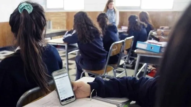 Celulares en las escuelas: por qué no y por qué sí