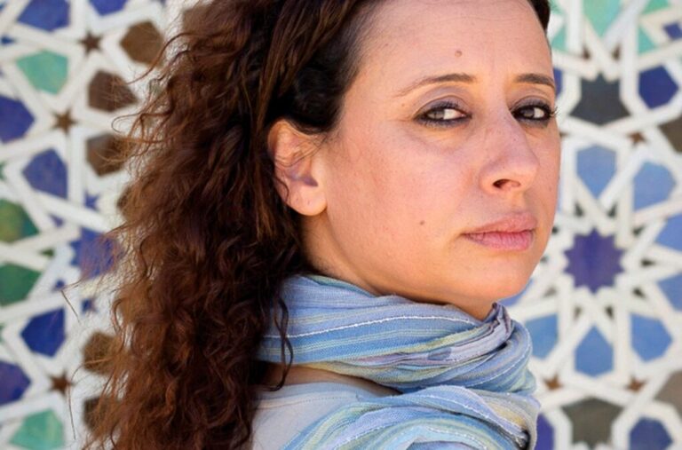 Una activista fue detenida en Marruecos por una foto que causó controversia: podría ir a prisión cinco años