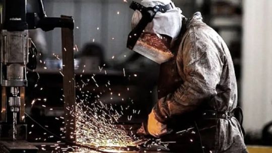 Proponen cambios a la Ley de Contrato de Trabajo para optimizar las vacaciones