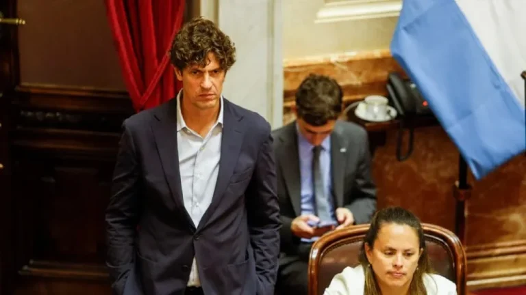 Martín Lousteau, contra el ministro Luis Caputo: En lugar de tuitear tanto que venga al Congreso