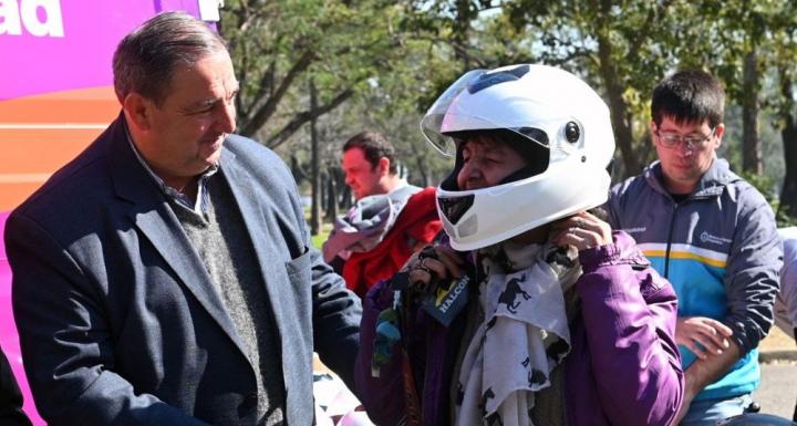 Lanzan un plan para alentar la seguridad vial en motos