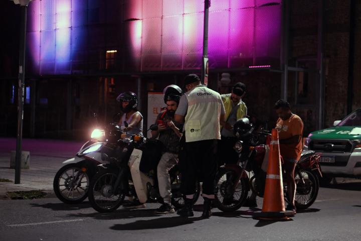 Advierten sobre los riesgos de beber y conducir en moto