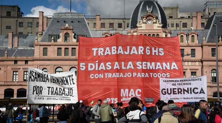 Casi 7 de cada 10 jóvenes están precarizados: reducir la jornada laboral a 6 hs para generar trabajo genuino