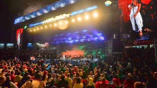 «Ciudad de festivales»: Santa María de Punilla arrancará el verano con Abel Pintos, Axel y Q’Lokura