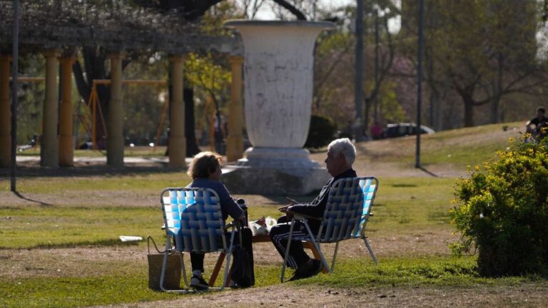 El tiempo en Rosario: llega un jueves cálido, con cielo despejado y ráfagas del norte