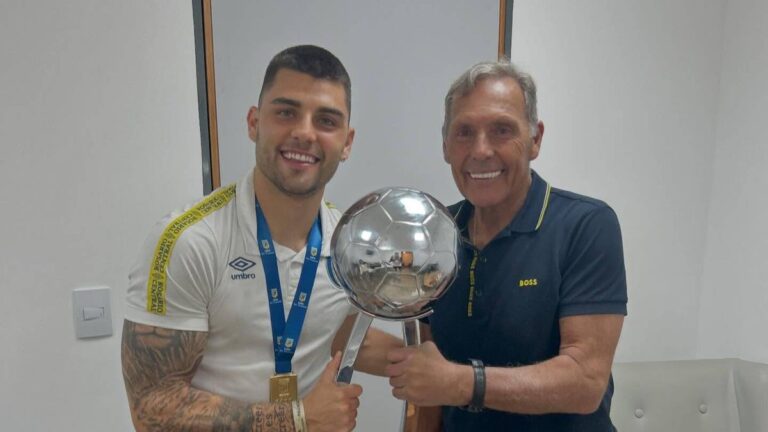 El hijo de Miguel Ángel Russo explicó por qué quiso jugar con Newell’s tras el velatorio