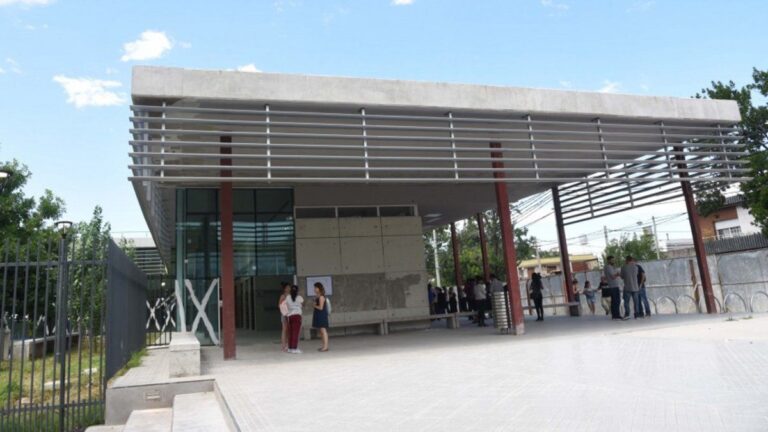 Disparos en barrio Ludueña: un hombre de 38 años fue baleado en la cara