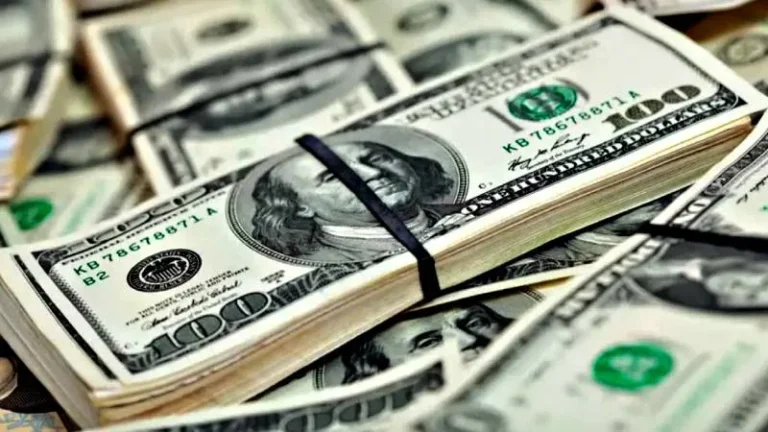 Rebote cambiario: el dólar oficial vuelve a subir y el blue roza los $1.500 en Rosario