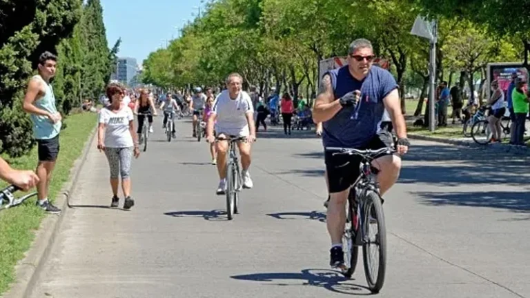 Calle Recreativa celebra su 15 aniversario con un festival familiar en varios puntos del circuito