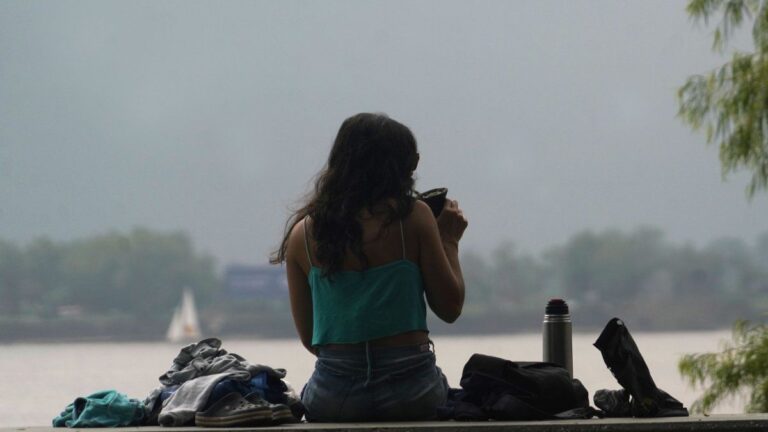El tiempo en Rosario: el primer domingo de 2026 asoma sin alertas ni calor extremo