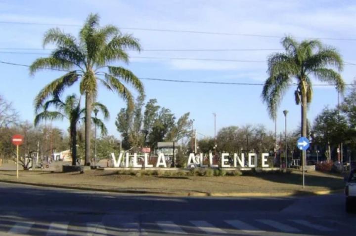 Cierran calles con portones para frenar la inseguridad