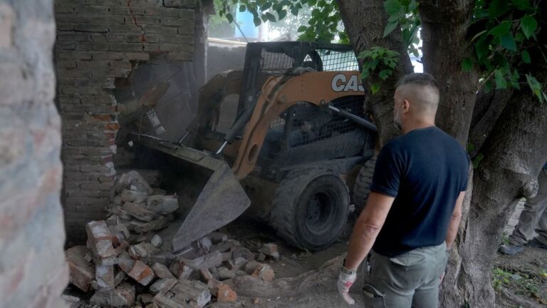 Narcomenudeo en Villa Gobernador Gálvez: demolieron un aguantadero de Jeringa Bogado