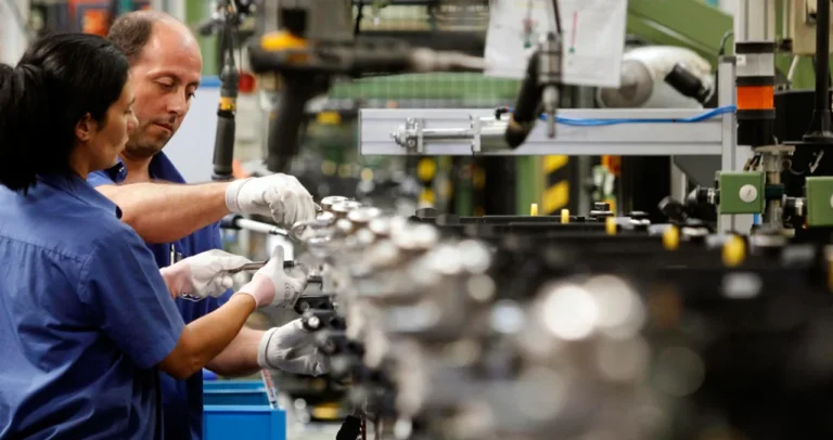 Se perdieron 194 mil empleos en el gobierno de Milei: industria, comercio y construcción los sectores más afectados