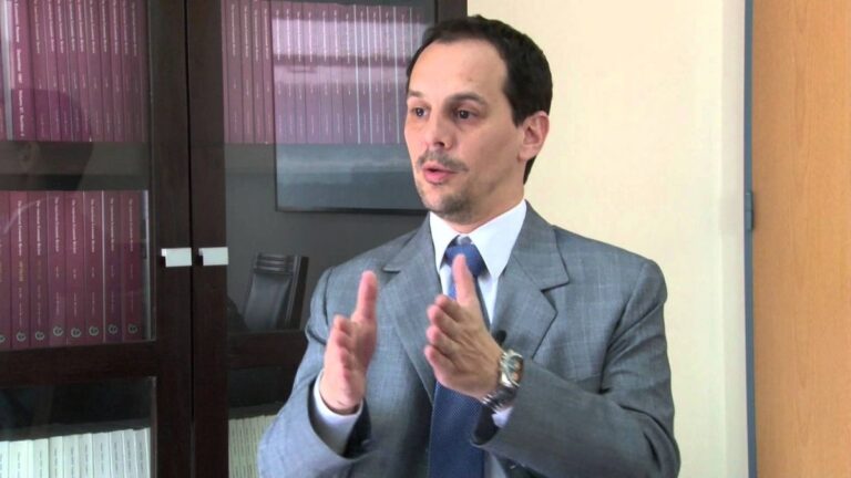 Fausto Spotorno y la pregunta del millón: Cómo sanear la balanza de pagos para poder bajar el riesgo país?