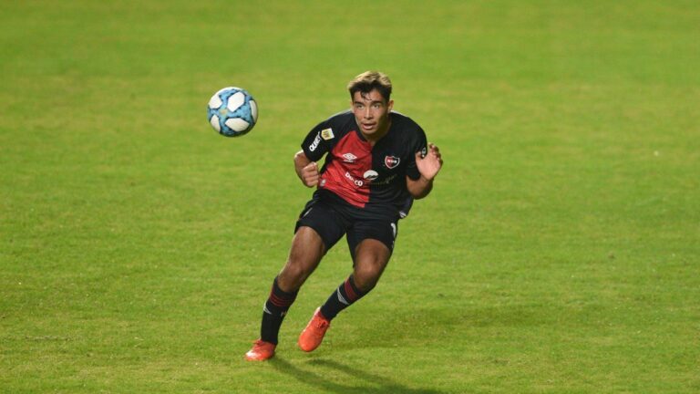 Sforza vuelve al fútbol argentino y será rival de Newell’s en la primera fecha del torneo