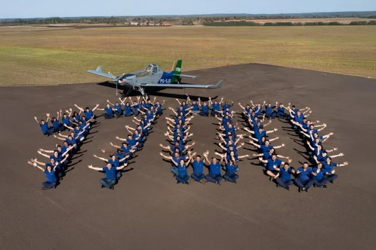 Essential Energy y Embraer sellan un acuerdo para impulsar aviones agrícolas a bioetanol y apuntan a oportunidades del MercosurUE