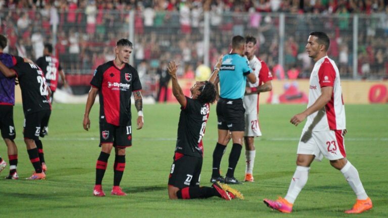 Newell’s busca dar el gran golpe en la Bombonera ante un Boca irregular