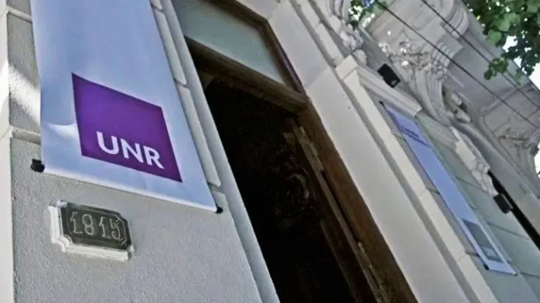 La Universidad Nacional de Rosario presentó su plan de becas 2026