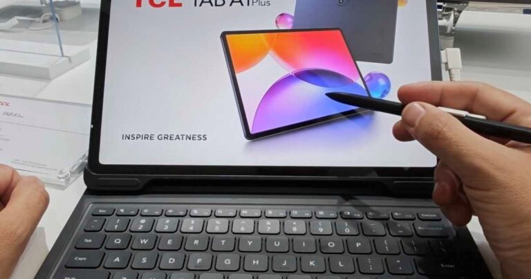 Nuevos celulares y tablets de TCL con pantallas «tipo papel» que cuidan la vista: cómo funcionan y cuándo llegan a la Argentina