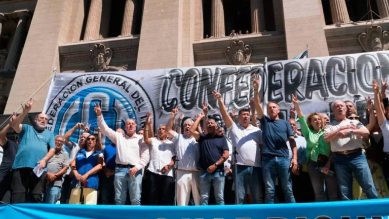 Revés para los trabajadores: la Justicia rechazó la cautelar presentada por la CGT contra la reforma laboral
