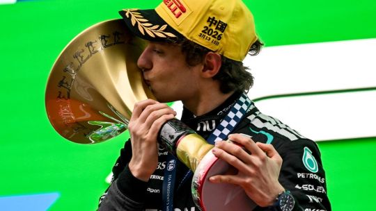 China F1: Mercedes repitió el 1-2 y carrerón de Franco Colapinto
