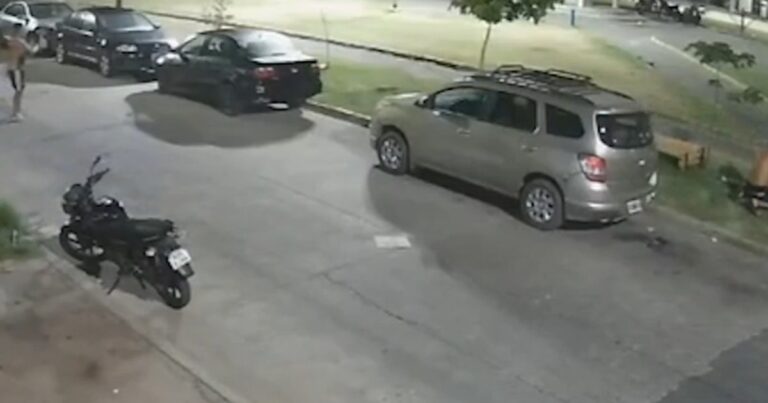 «Voy a volver y los voy a c… a tiros», una brutal advertencia terminó en un tiroteo con un policía y una mujer muerta en Lanús