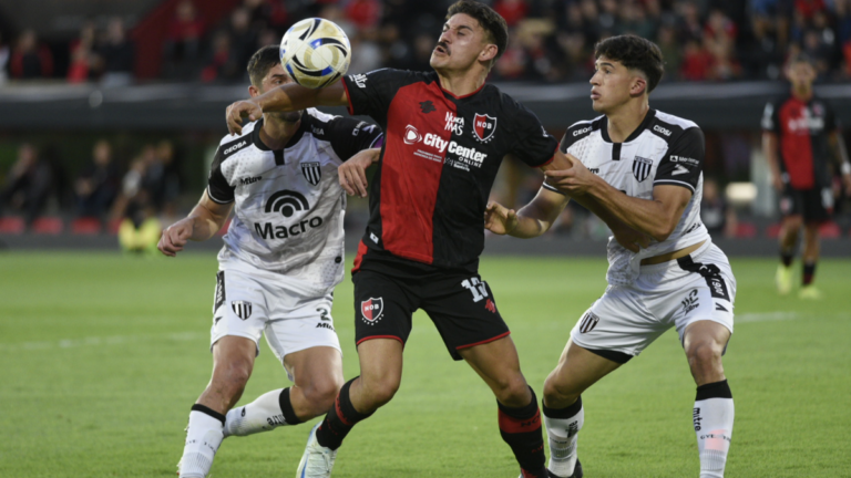 Líderes foráneos de un plantel de Newell’s con ausencia de referentes