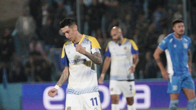 Ángel Di María celebra la clasificación de Rosario Central